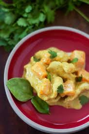 Curry De Poulet A La Courge Butternut Un Flo De Bonnes Choses Recettes De Cuisine Recette Courge Courge Butternut