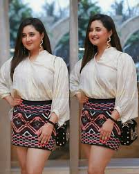 Pin By Teamoo Teamoo On Tv Actor S Mini Skirts Celebs Fashion