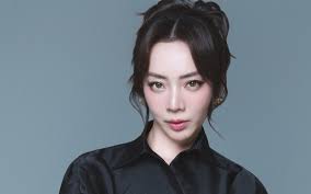 THU TRANG: tin tức Mới nhất Ai cứu nổi Thu Trang?