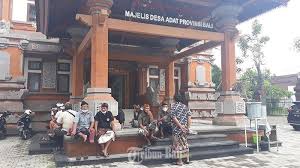 Maybe you would like to learn more about one of these? Sudah Mejaya Jaya Tapi Sk Tak Kunjung Turun Prajuru Desa Adat Mas Ubud Geruduk Kantor Mda Bali Tribun Bali