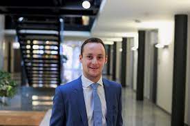 Fiducia & gad it serves more than 164,000 bank workplaces, manages nearly 100 million customer accounts and ensures a smooth money supply with 38,000 self. Die Bank Der Zukunft Fiducia Gad Uber Die Digitale Regionalbank