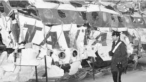 Itavia flight 870 crashes in the sea while en route from bologna to palermo, italy, killing all 81 on board. Ustica The Truth In The Labyrinth La Repubblica