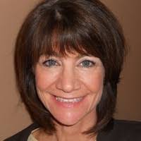 Elizabeth Spillman's Instagram, Twitter & Facebook