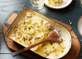 Kartoffelgratin Mit Ziegenkase Und Rosmarin Rezept Rezept Kartoffelgratin Rezepte Rezept Kartoffelgratin