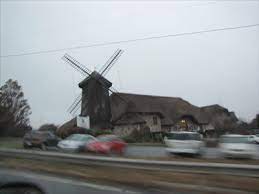 Centrally located on the bay side of cape cod at 1069 route 6a. Christmas Tree Shop Windmill East Sandwich Ma Windmills On Waymarking Com