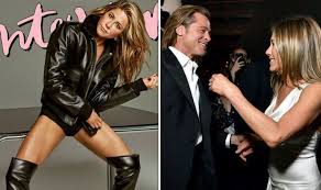 In a new interview with elle. Jennifer Aniston Admits She Sees Children In Her Future After Meet Up With Ex Brad Pitt Celebrity News Showbiz Tv Express Co Uk