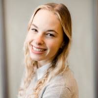 2400+ perfiles de «Alyssa»