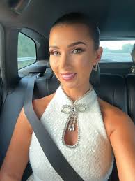 Kate Tracey (@katetraceyx) • Instagram photos and videos