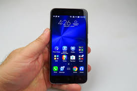 ASUS ZenFone 3 ZE520KL Review: Improved ...
