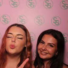 Scarlett Harrison added a new photo —...