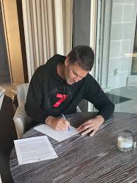 Tom brady to discuss 'bitcoin laser eyes' at leading crypto conference. Tom Brady Facebook