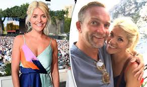 Holly willoughby was born on february 10, 1981 in brighton, east sussex, england as holly marie willoughby. Holly Willoughby Shares Very Rare Snap With Husband Dan Happy Birthday To My World Celebrity News Showbiz Tv Express Co Uk