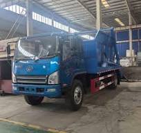 Dongfeng 4*2 8m3 Skip Loader Garbage Truck Bin Lift Waste Collection  Vehicle Swing Arm Garbage Trucks