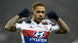 Although memphis depay has been frozen out at manchester united, the winger seemed to be in high spirits as he celebrated his girlfriend's birthday on friday. Who S Footballer Memphis Depay Wiki Girlfriend Lori Harvey Net Worth