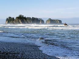 Rialto beach is a public beach located on the pacific ocean in washington state. Wikiloc Picture Of Olympic National Park Rialto Beach And Hole In The Wall 1 6