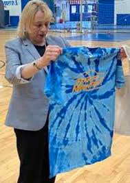 Governor visits local schools