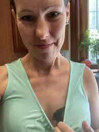 Chicken standing like a turtle with sluggish behavior