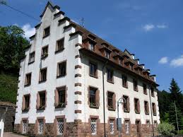 Provisionsfrei und vom makler finden sie bei immobilien.de. Datei Rathaus Von Freiamt In F Sagplatz 4 Jpg Wikipedia