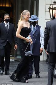 Family members spotted in italy during lady kitty spencer's wedding weekend 👰‍♀️ the bride's… X5m 9skmupx4fm