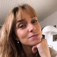 I dag har jeg haft klienter, som så mange andre dage, men én af dem var  også den aller første klient jeg havde efter jeg sprang ud som selvstændig.  Det er noget