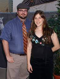 Mayim bialik becomes a superhero in new kids' book celebrating science, flash facts. Mayim Bialik Seeks Joint Custody Of Two Sons