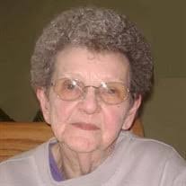 Sally Pineda's Instagram, Twitter & Facebook