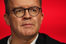 Why Tom Watson has gone to war with the Labour leaderâ?Ts office