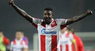 Kasımpaşa atağında trezeguet, orta sahada sahip olduğu topla cezasahasına kadar girdi. Yeni Malatyaspor A Hollandali Orta Saha Trt Spor Turkiye Nin Guncel Spor Haber Kaynagi