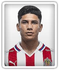 Damian Kacperski's Instagram, Twitter & Facebook