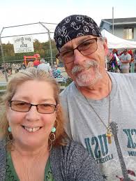 If you are a repeat buyer from my small bling business I notice and  appreciate you so much! 🙏🙏❤️❤️❤️ Thank you all so much for your  friendships, kindness and of course lovin