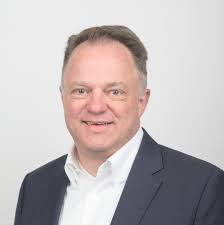 Alexander Walden's Instagram, Twitter & Facebook