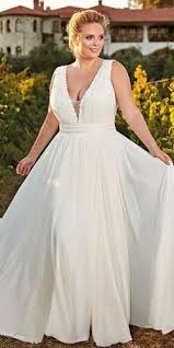 36 Plus Size Wedding Dresses A Wow Guide Wedding Forward