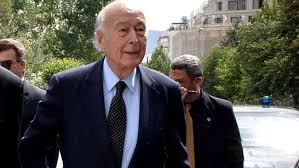Ο βαλερί ζισκάρ ντ' εστέν είναι γάλλος πολιτικός που υπηρέτησε ως πρόεδρος της γαλλίας από το 1974 έως το 1981. Baleri Ziskar Nt Esten Archives Znews