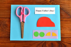 No necesitas dinero para obsequiar bonitos regalos a papá en su día. Tarjetas De La Tarjeta Del Dia De Padre Feliz Dia Del Padre Manualidades Para Ninos Regalos Y Las Ideas Del Dia De Padres Fotos Retratos Imagenes Y Fotografia De Archivo Libres De