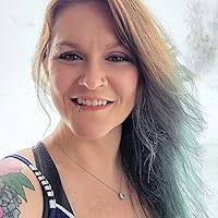 Melissa Halcomb's Instagram, Twitter & Facebook