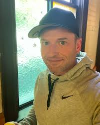 Some things change. And that's okay. Let's grow. #livelaughlove #hotwife