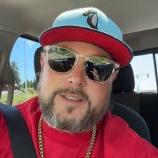 💔 Our friends at @madgreekdeli_westside just got hit with a $20,000  robbery this past week. It hurts to see good people and staple businesses  in our community take losses like this., These businesses ...