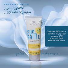 But we have found comedogenic components, harmful alcohols, gluten, fungal acne feeding components, silicones and synthetic fragrances. Emina Sun Protection Sun Battle Spf 45 30 Ml By Galeri Bunda Indonesia Lazada Indonesia