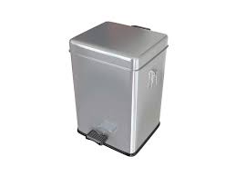 Trash bin meaning in english, trash bin definitions, synonyms of trash bin. Bin Definition Und Bedeutung Collins Worterbuch