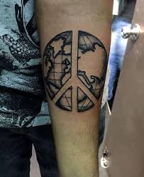 However, i want it inside my right bicep as i have an okinawan half sleeve on my left and other stuff on the outer right as well a joe capobianco back piece on. Creative 40 Tattoos Of The World Map Design For Men