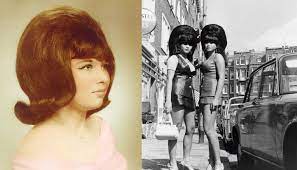 Maybe you would like to learn more about one of these? On S Est Penche Sur Les Coupes De Cheveux Des Femmes Dans Les Annees 60 C Est Volumineux