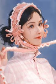 ประวัติ เฉินตูหลิง (Chen Du Ling) จากความสวยสุดไวรัล  สู่นางเอกหน้าหวานผลงานปัง