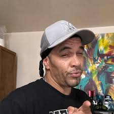 I need a relationship where the flirting won't stop.