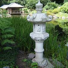 Natural Stone Japanese Stone Lantern For Garden Stone Pagoda Buy Japanese Stone Lantern For Garden Japanese Stone Lantern Garden Stone Pagoda Product On Alibaba Com