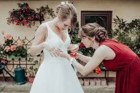 We did not find results for: Getting Ready Hochzeitskleid Anziehen Sommerhochzeit Getting Ready Im Eigenen Garten Trauzeugin Schnei Kleid Hochzeit Blumenmadchen Kleid Hochzeitsfotograf