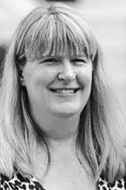 Leigh Ott's Instagram, Twitter & Facebook