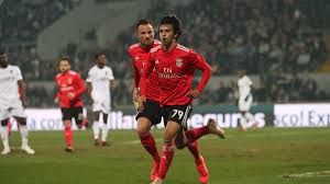 Encontre (e salve!) seus próprios pins no pinterest. Liga Europa Sabe Onde Ver Os Jogos De Benfica E Sporting