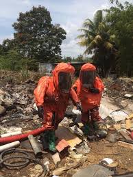 The fire and rescue department has identified at least 15 types of chemicals in air samples taken from areas surrounding sungai kim kim, including hydrogen cyanide. Sungai Kim Kim Pollution Chronology