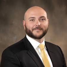 Alex Essex's Instagram, Twitter & Facebook