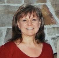 Wendy Mellott's Instagram, Twitter & Facebook